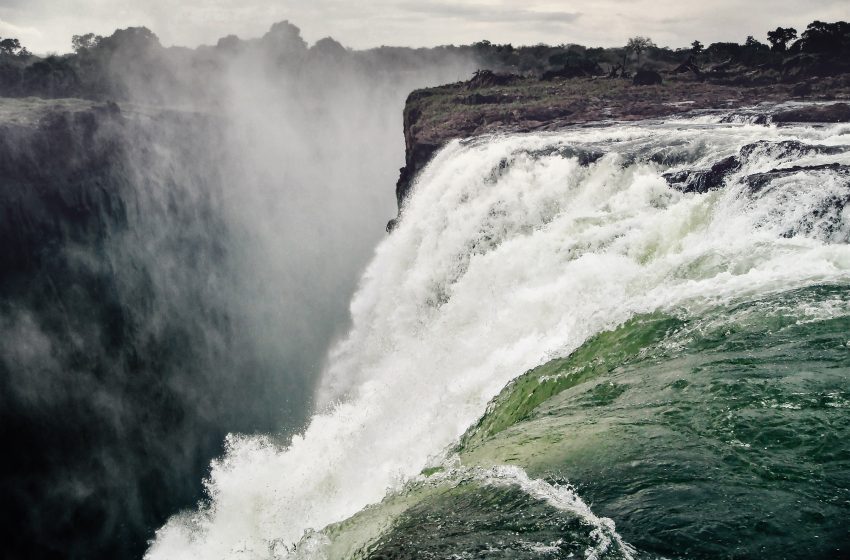  Enormous river discovered beneath Antarctica is nearly 300 miles long