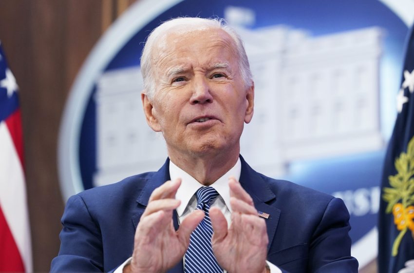  Biden confronts his border problem