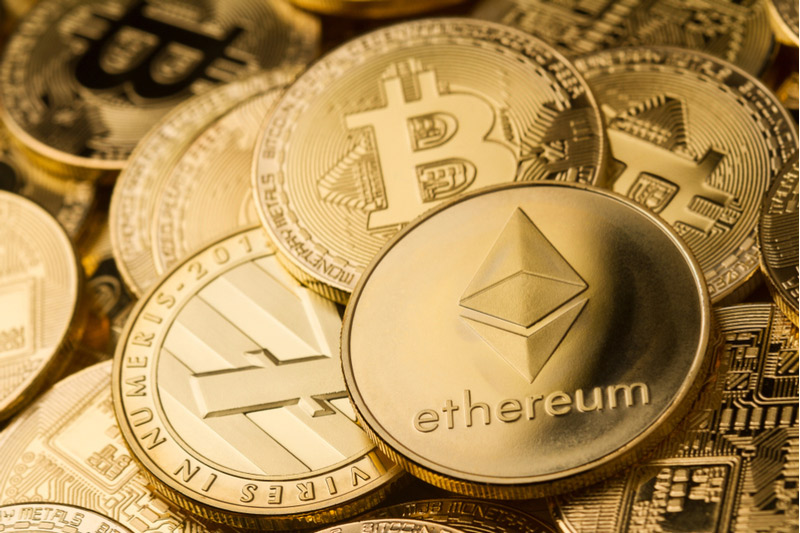  Bitcoin Nears $25K, Ethereum, Dogecoin Spike