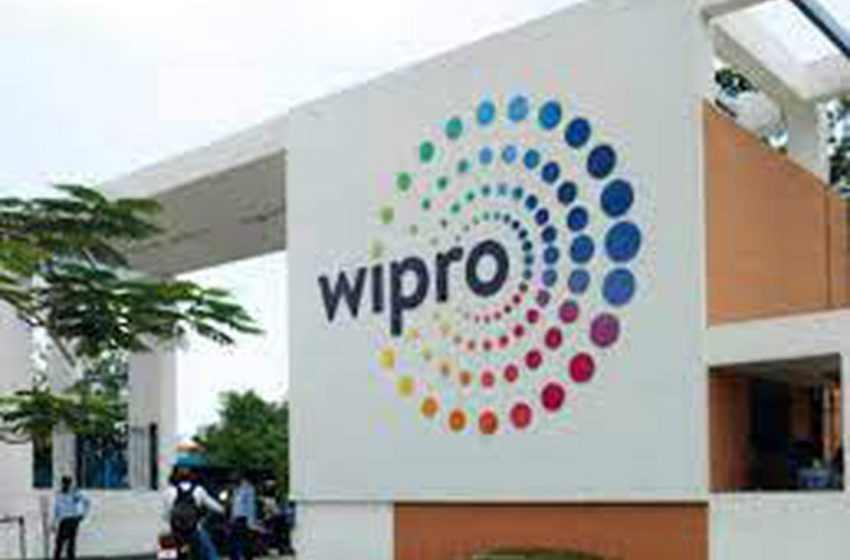  Wipro hits 52 week low amid revenue growth worries down 38 percent in one year