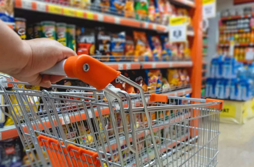  Web Exclusive  								  							  																  									Britannia, ITC, Radico: These FMCG stocks may act as hedge in current fall